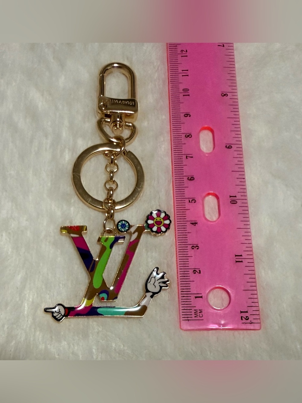 Luxurious Style Keychain in Goldtone